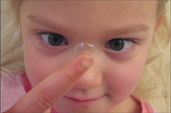 contact lens children